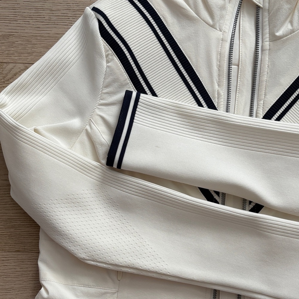 Wilson Women's Cream and Black Bomber Jacket - Picture 5 of 6